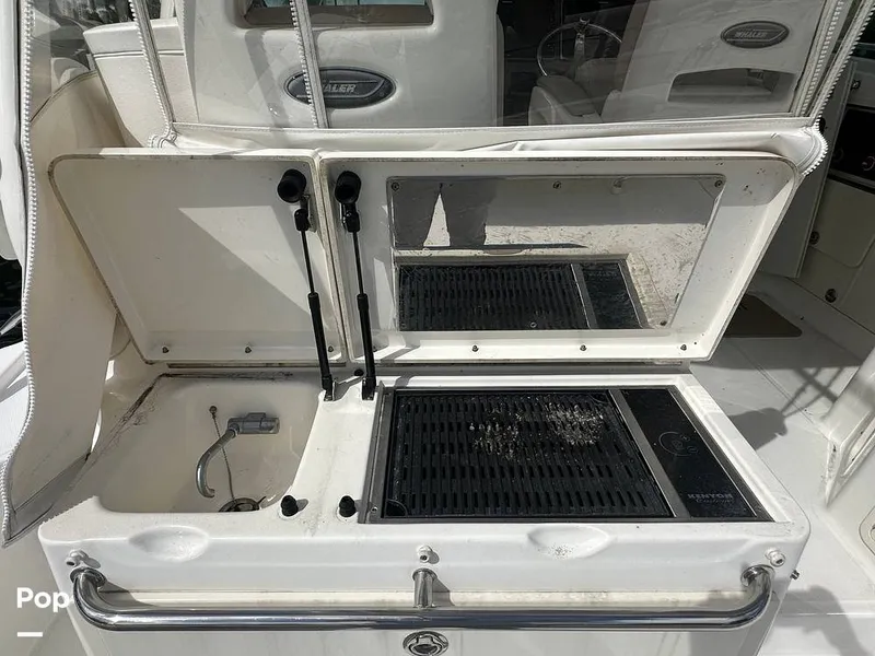 Slide: The Image of Boston Whaler 345 Conquest Open 2011 - 16270985