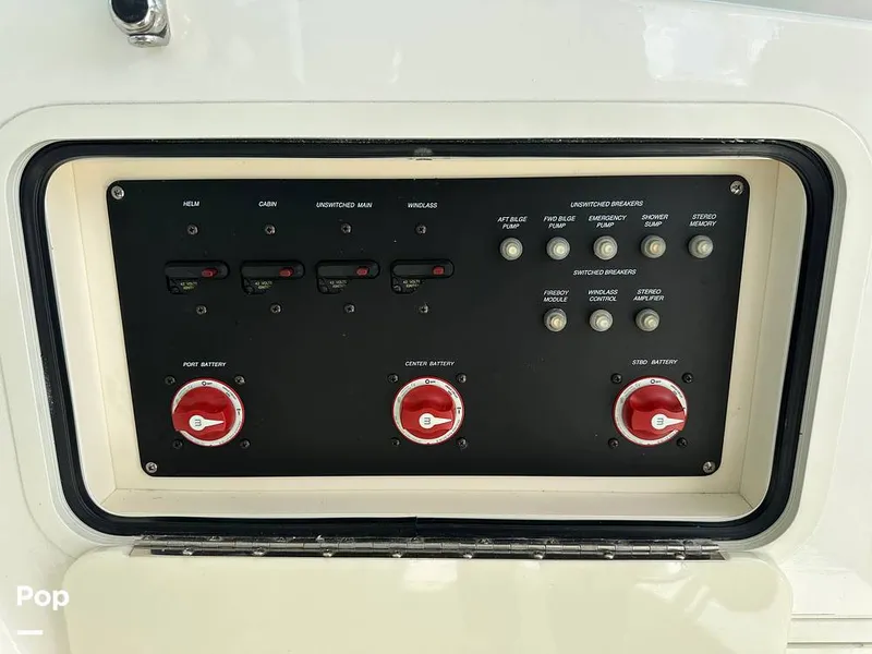 Slide: The Image of Boston Whaler 345 Conquest Open 2011 - 16271005