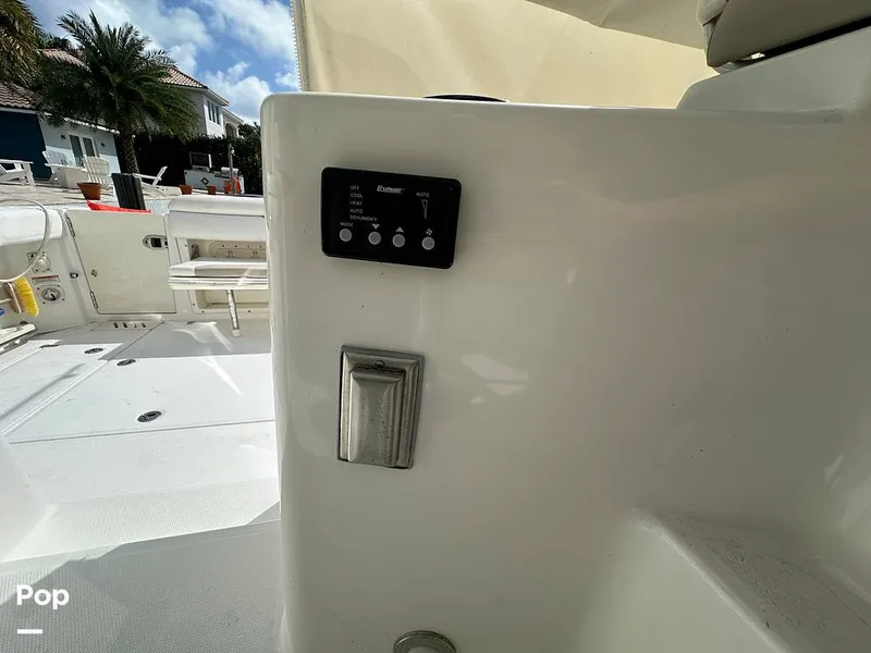 Slide: The Image of Boston Whaler 345 Conquest Open 2011 - 16271007