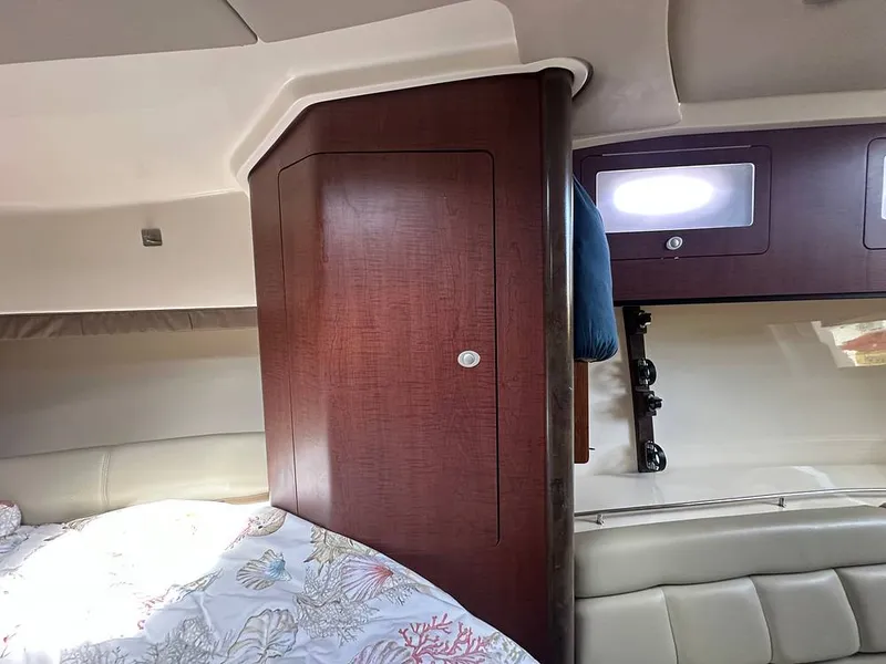 Slide: The Image of Boston Whaler 345 Conquest Open 2011 - 16271019