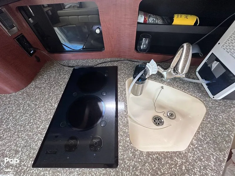 Slide: The Image of Boston Whaler 345 Conquest Open 2011 - 16271023