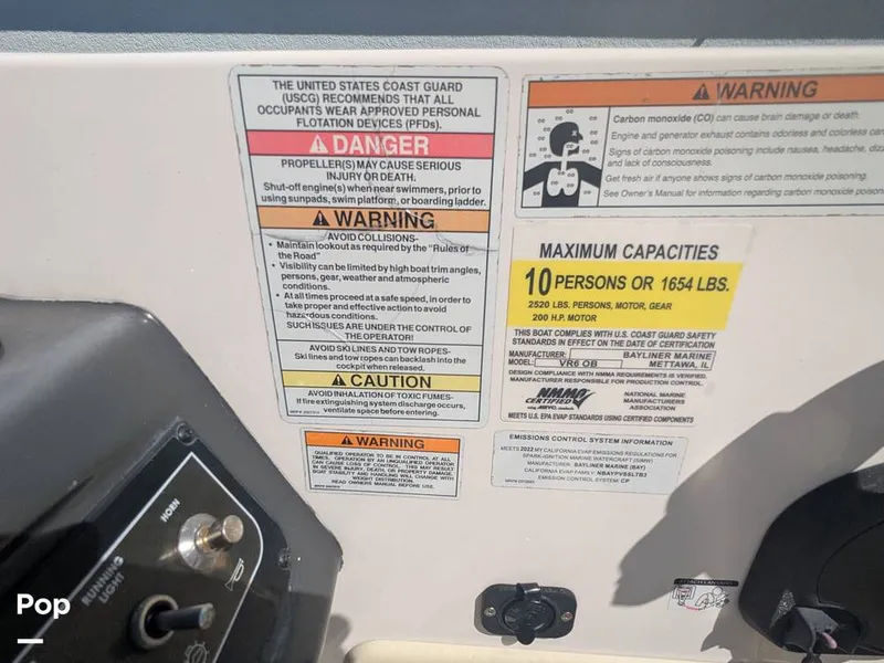 Slide: The Image of Bayliner VR6 2022 - 16255400