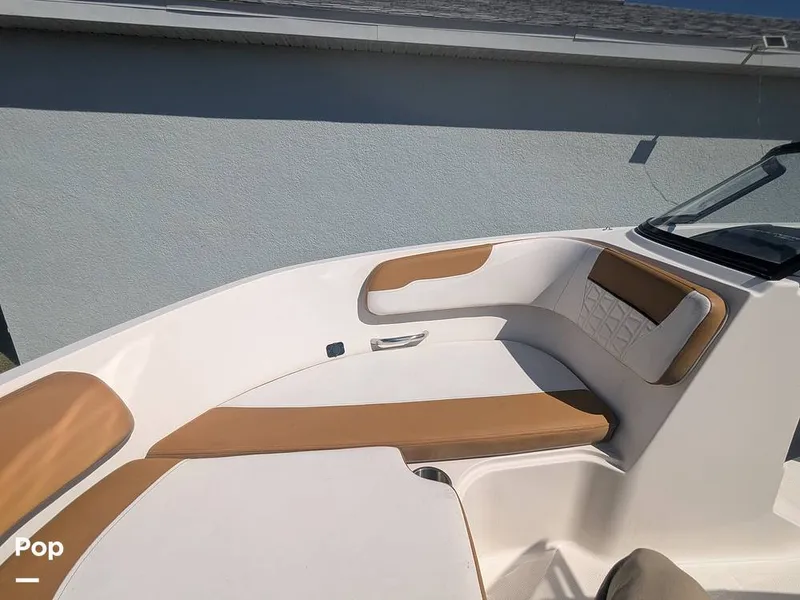 Slide: The Image of Bayliner VR6 2022 - 16255403