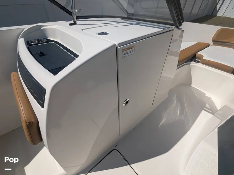 Slide: The Image of Bayliner VR6 2022 - 16255415