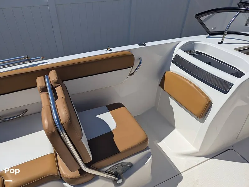 Slide: The Image of Bayliner VR6 2022 - 16255421