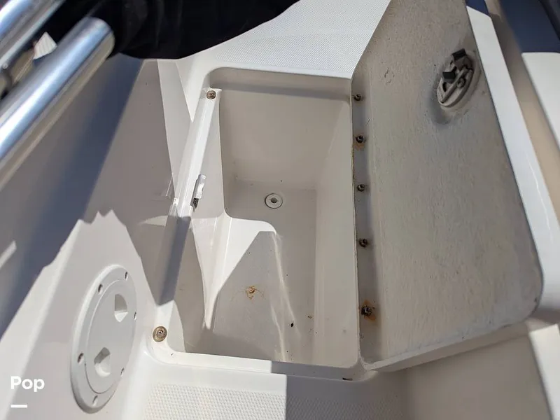 Slide: The Image of Bayliner VR6 2022 - 16255428