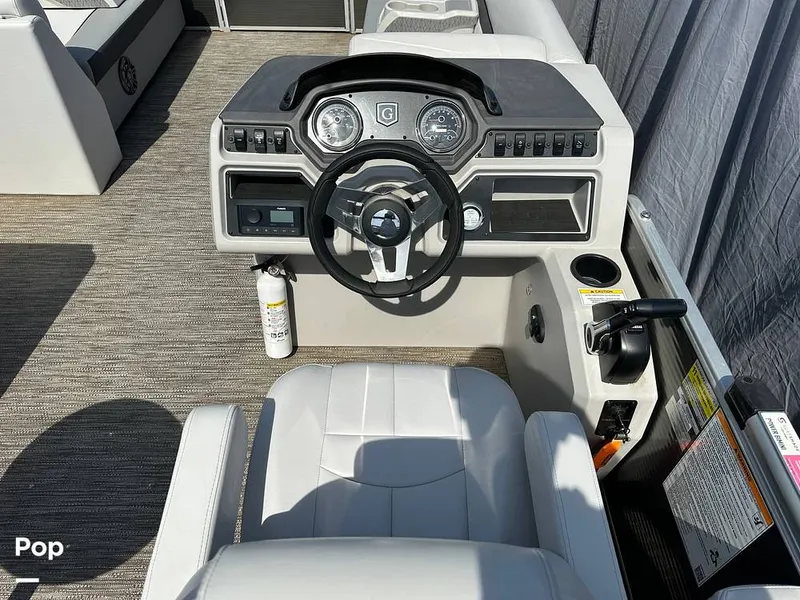 Slide: The Image of Godfrey Sweetwater 2186C 2023 - 16303571