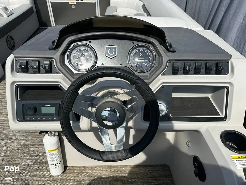 Slide: The Image of Godfrey Sweetwater 2186C 2023 - 16303572