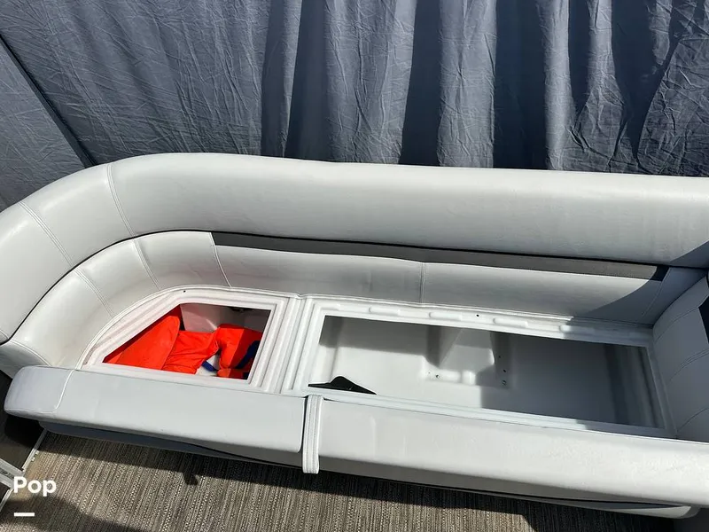 Slide: The Image of Godfrey Sweetwater 2186C 2023 - 16303587