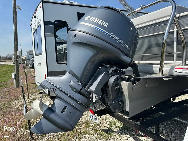 Slide: The Image of Godfrey Sweetwater 2186C 2023 - 16303620