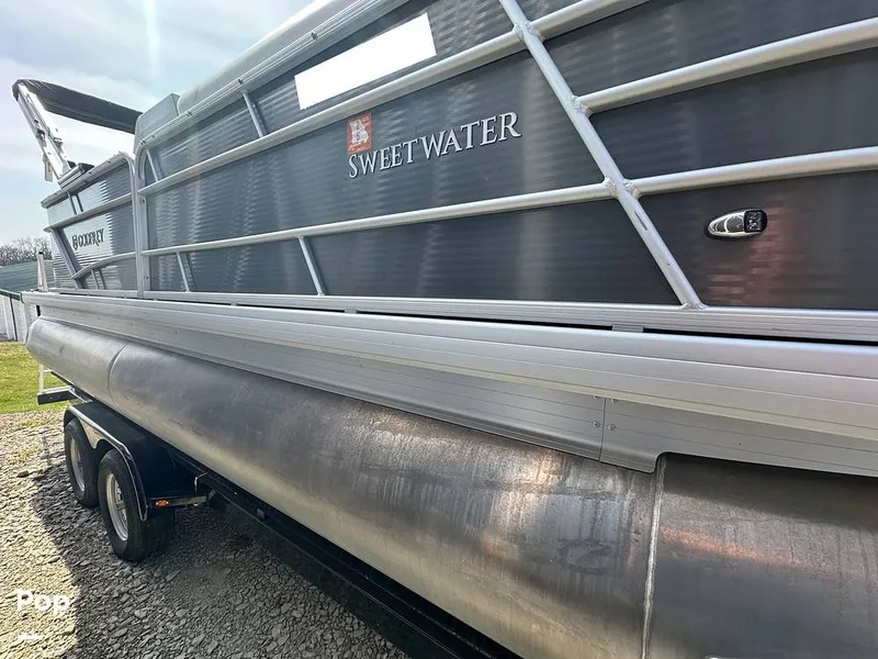 Slide: The Image of Godfrey Sweetwater 2186C 2023 - 16303625