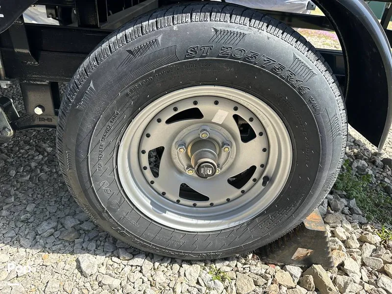 Slide: The Image of Godfrey Sweetwater 2186C 2023 - 16303650