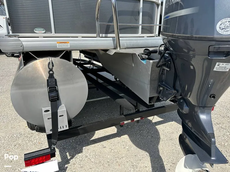 Slide: The Image of Godfrey Sweetwater 2186C 2023 - 16303668