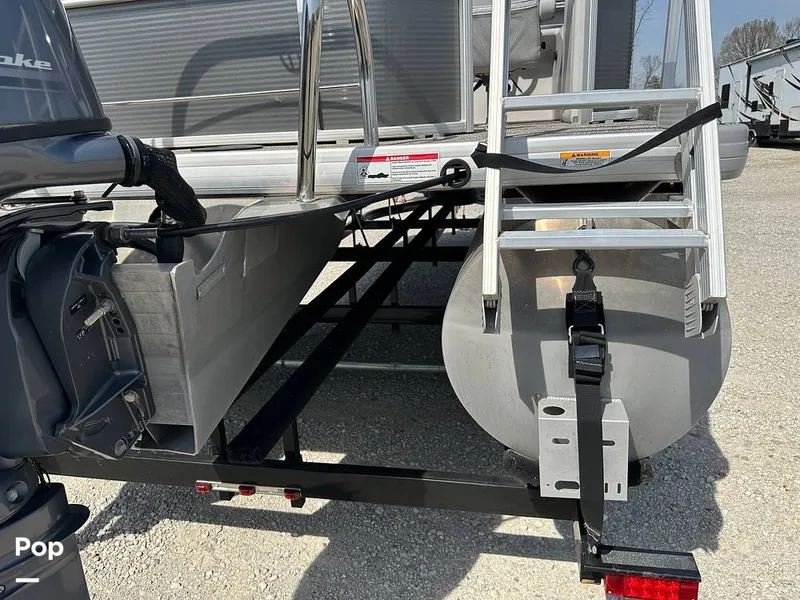 Slide: The Image of Godfrey Sweetwater 2186C 2023 - 16303670