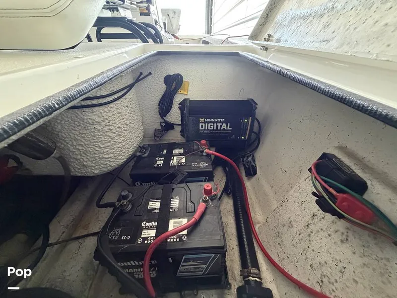 Slide: The Image of Minn Kota on board charger - 16329281