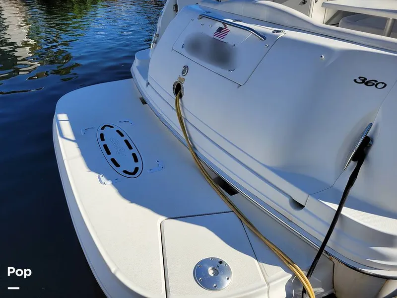 Slide: The Image of Sea Ray 360 Sundancer 2002 - 16286428