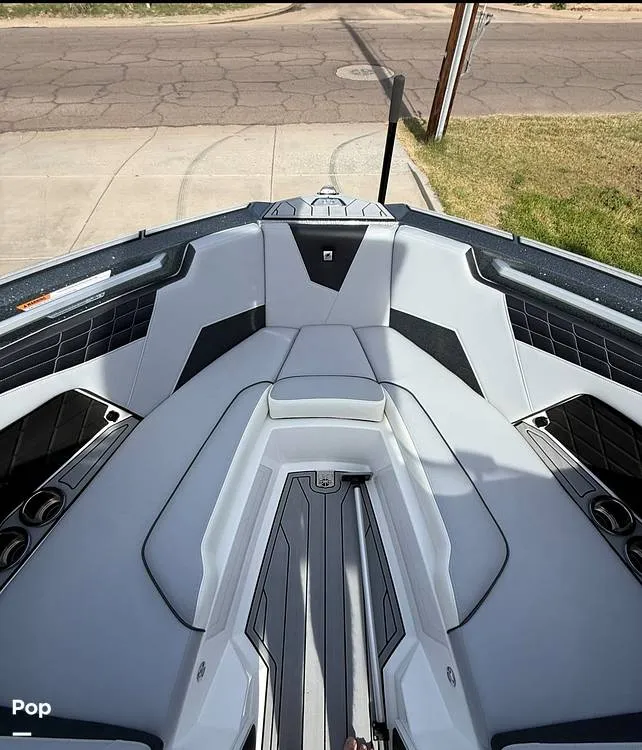 Slide: The Image of Correct Craft Super Air Nautique S23 2024 - 16489604