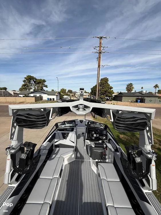 Slide: The Image of Correct Craft Super Air Nautique S23 2024 - 16489610