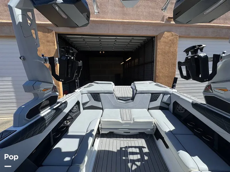 Slide: The Image of Correct Craft Super Air Nautique S23 2024 - 16531329