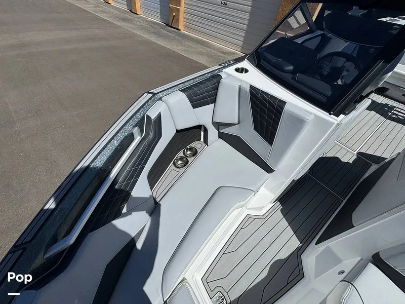 Slide: The Image of Correct Craft Super Air Nautique S23 2024 - 16531333