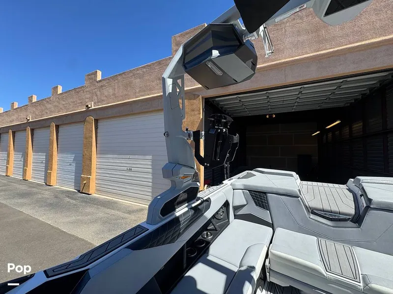 Slide: The Image of Correct Craft Super Air Nautique S23 2024 - 16531331