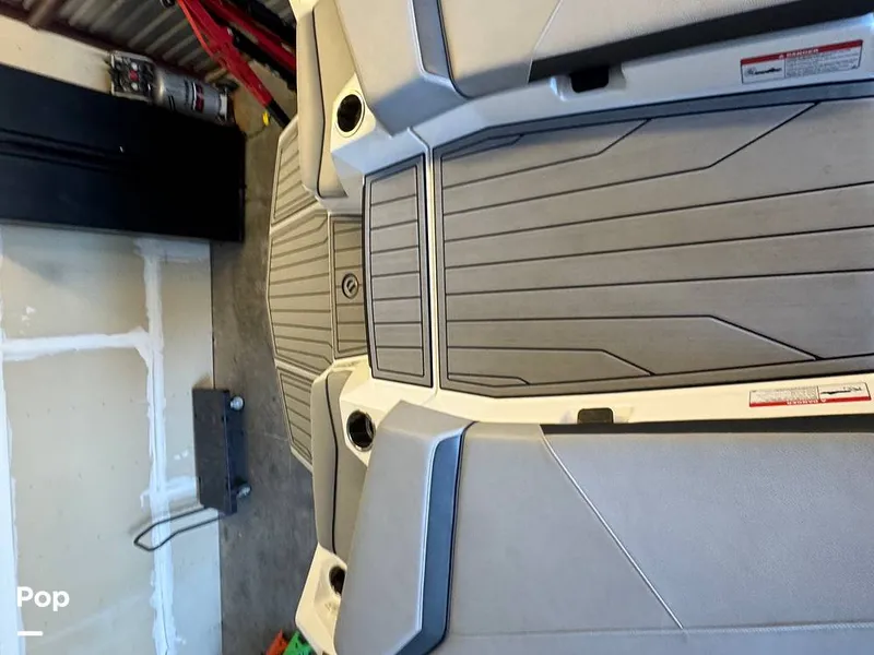 Slide: The Image of Correct Craft Super Air Nautique S23 2024 - 16533131