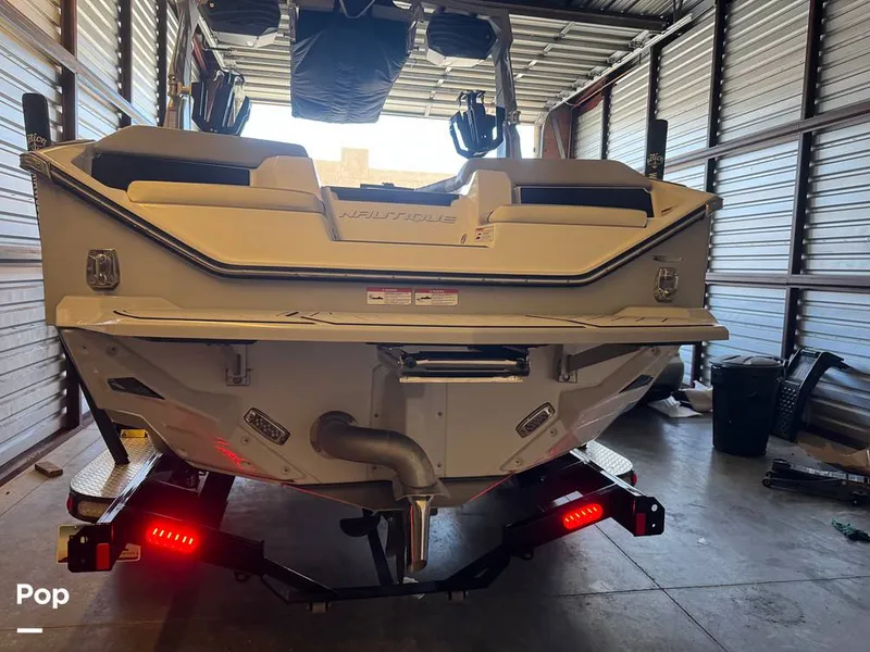 Slide: The Image of Correct Craft Super Air Nautique S23 2024 - 16533117