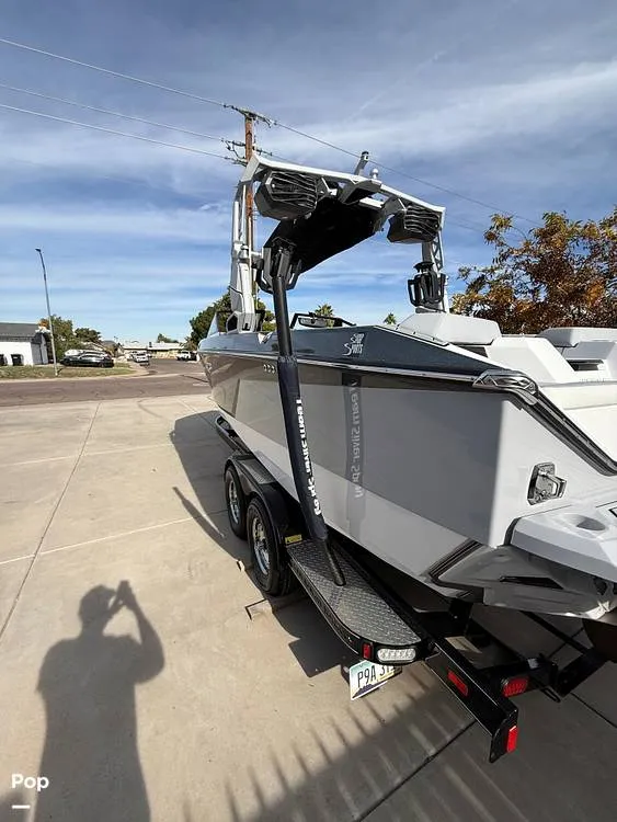 Slide: The Image of Correct Craft Super Air Nautique S23 2024 - 16489601