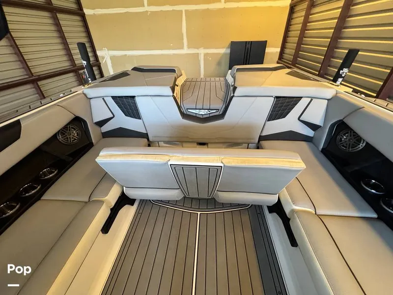 Slide: The Image of Correct Craft Super Air Nautique S23 2024 - 16533133