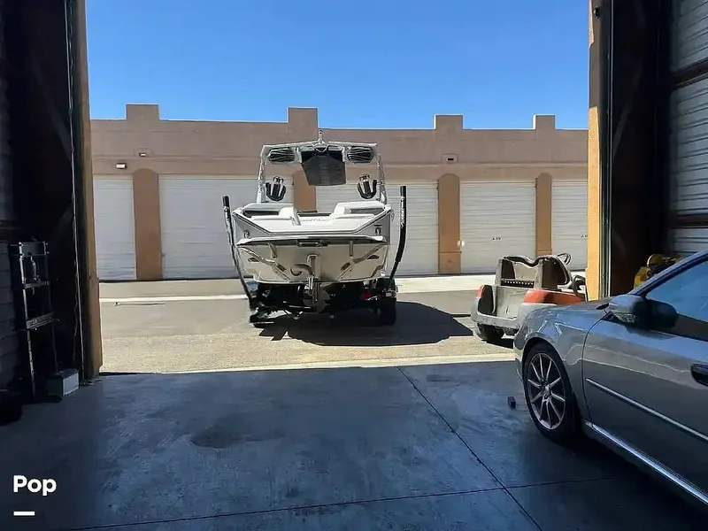 Slide: The Image of Correct Craft Super Air Nautique S23 2024 - 16534449