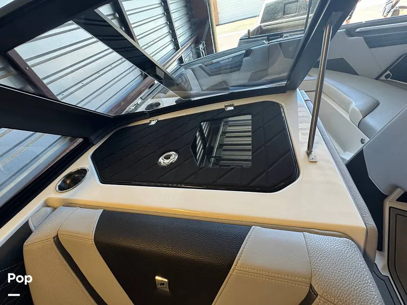 Slide: The Image of Correct Craft Super Air Nautique S23 2024 - 16533139