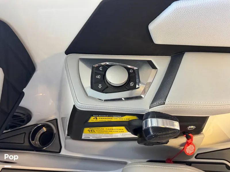 Slide: The Image of Correct Craft Super Air Nautique S23 2024 - 16533120