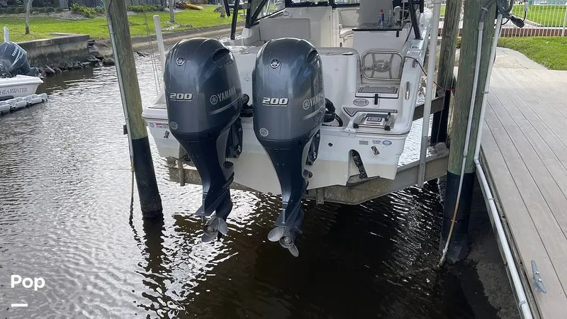 Slide: The Image of Dual Yamahas 200hp Engines - 16292612