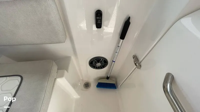 Slide: The Image of Exterior Speakers - 16292632