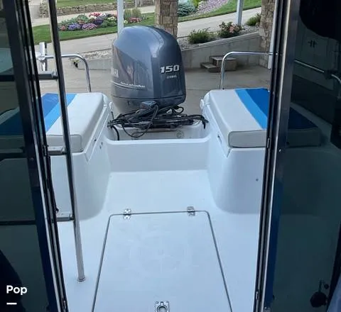 Slide: The Image of Adventure Craft AC2800 2000 - 16249585