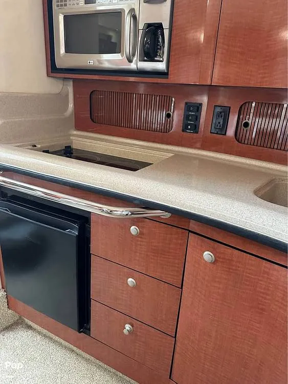 Slide: The Image of Sea Ray 320 Sundancer 2005 - 16249498