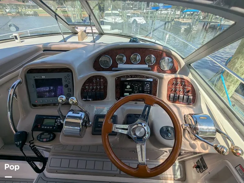 Slide: The Image of Sea Ray 320 Sundancer 2005 - 16269236