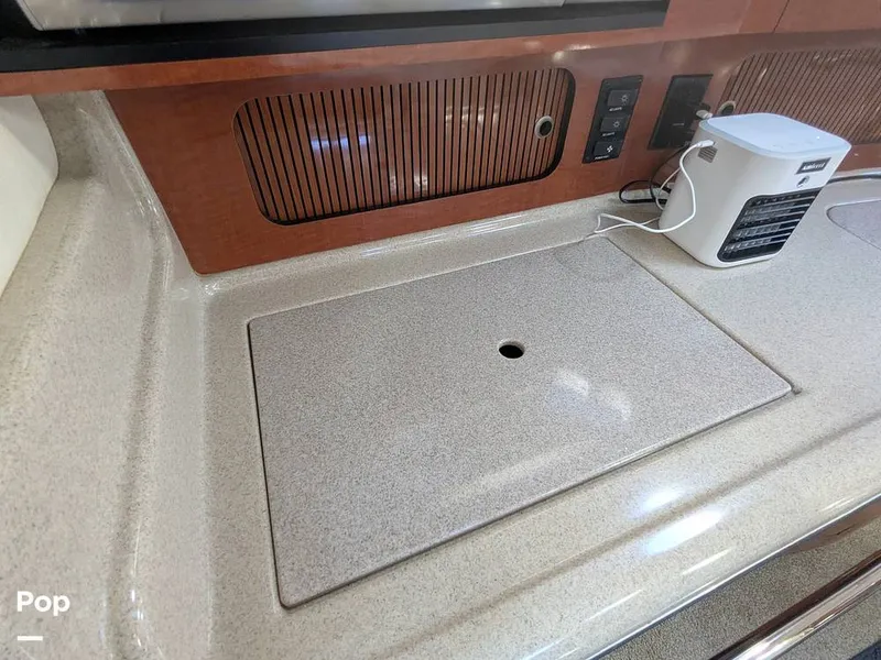 Slide: The Image of Sea Ray 320 Sundancer 2005 - 16269311