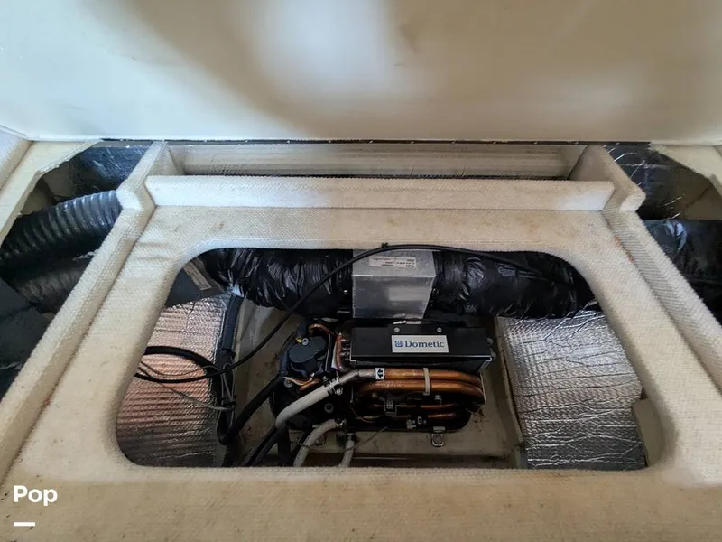 Slide: The Image of Sea Ray 320 Sundancer 2005 - 16269317