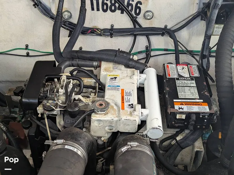 Slide: The Image of Sea Ray 320 Sundancer 2005 - 16269331