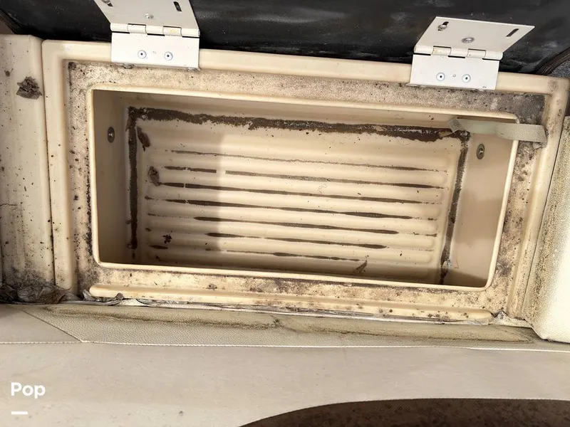 Slide: The Image of Sun Tracker 22 DLX Party Barge 2016 - 16283842