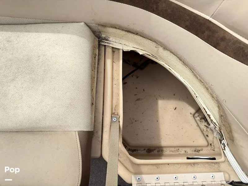 Slide: The Image of Sun Tracker 22 DLX Party Barge 2016 - 16283844