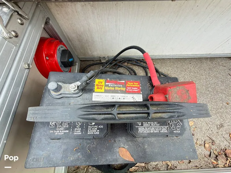 Slide: The Image of Sun Tracker 22 DLX Party Barge 2016 - 16283852