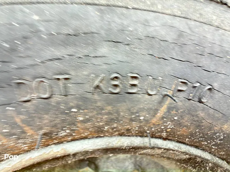 Slide: The Image of Sun Tracker 22 DLX Party Barge 2016 - 16283857