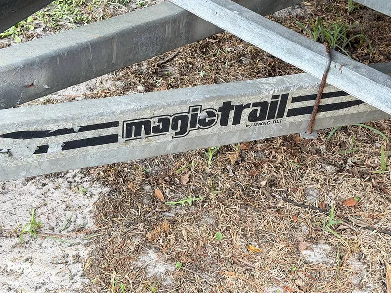 Slide: The Image of Sun Tracker 22 DLX Party Barge 2016 - 16283873