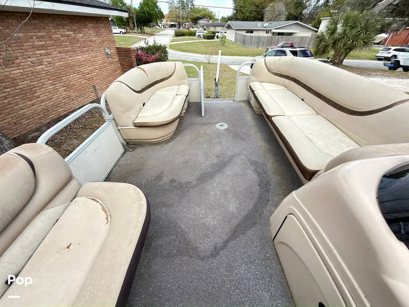 Slide: The Image of Sun Tracker 22 DLX Party Barge 2016 - 16283752