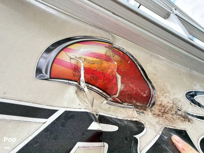 Slide: The Image of Sun Tracker 22 DLX Party Barge 2016 - 16283877