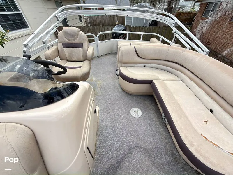 Slide: The Image of Sun Tracker 22 DLX Party Barge 2016 - 16283756