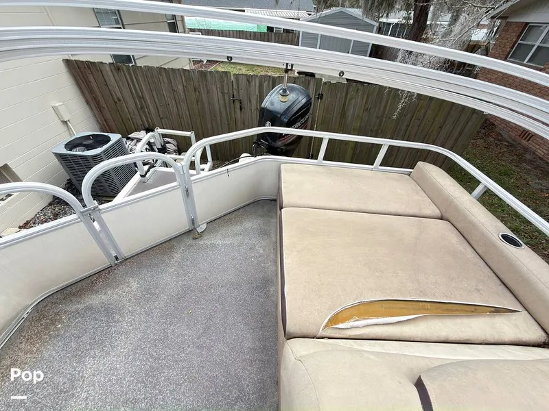 Slide: The Image of Sun Tracker 22 DLX Party Barge 2016 - 16283757