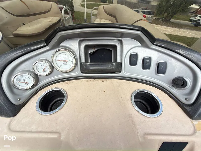 Slide: The Image of Sun Tracker 22 DLX Party Barge 2016 - 16283760